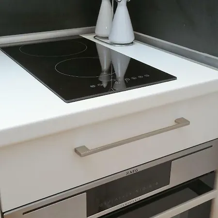 Διαμέρισμα Kyana Downtown *