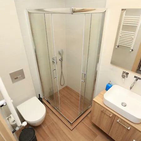 Kyana Downtown Салоники